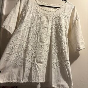 Elegant White Embroidered Women's Top